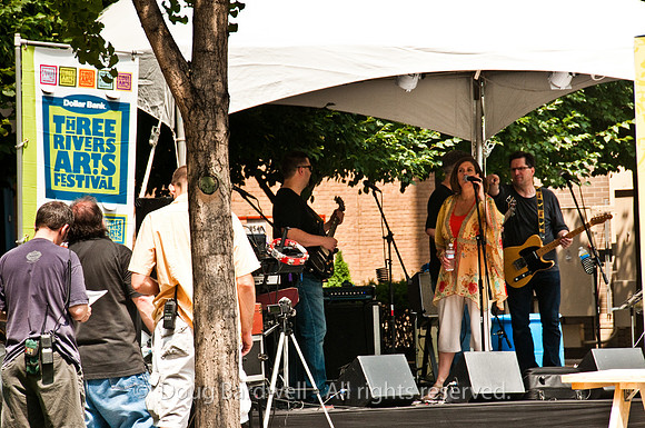 100604_3CS2985