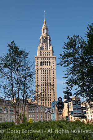 200525-9697