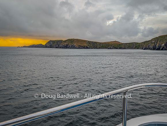 PXL_20251106_092708657.RAW-01