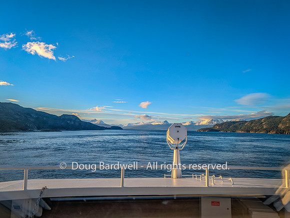 PXL_20251106_224907603.RAW-01