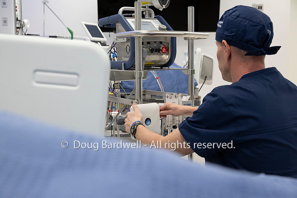 220425-Z9-904482