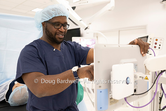 220425-Z9-904619