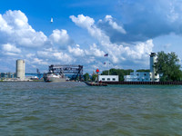 L16_02800