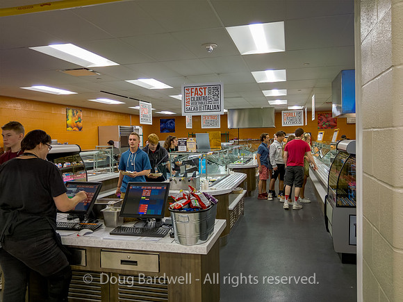 181009-L16_03900