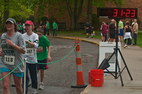 100502_3CS9042