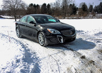 2015-Buick-Regal-GS-7445