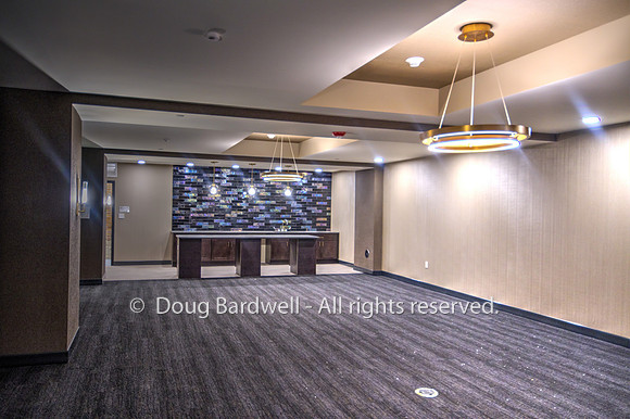 220107-7413_Interior 3